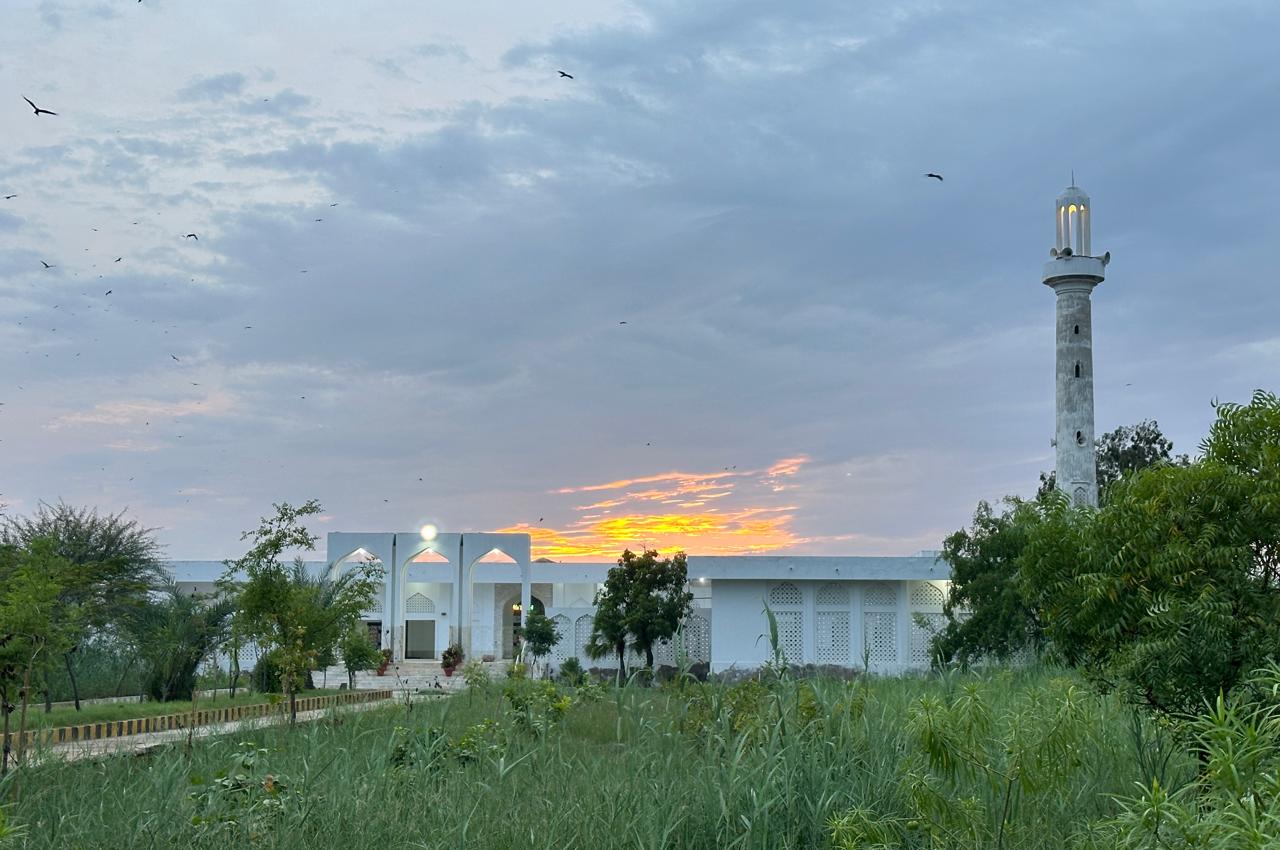 Masjid-e-Ibrahim: A Symbol of Serenity at the University of Karachi